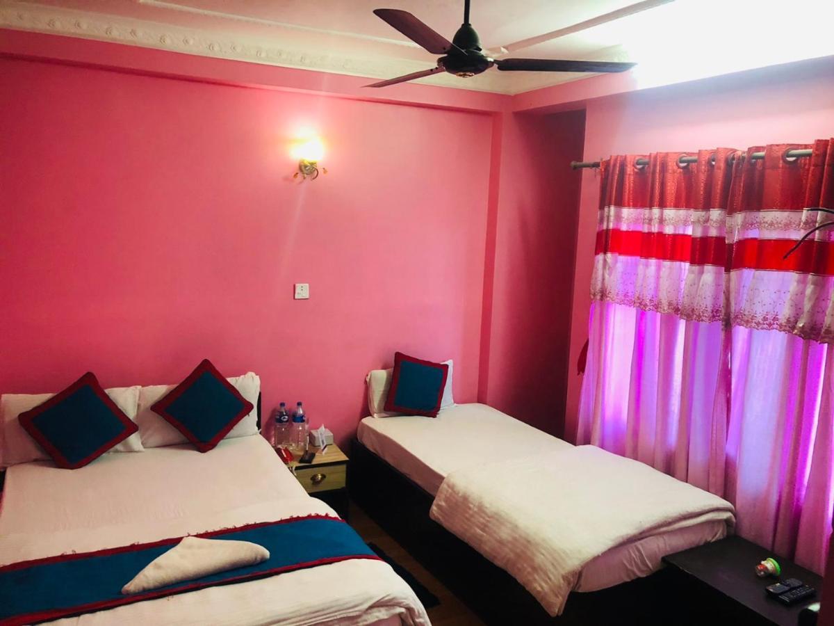 Hotel Chandragiri Paradise カトマンズ エクステリア 写真