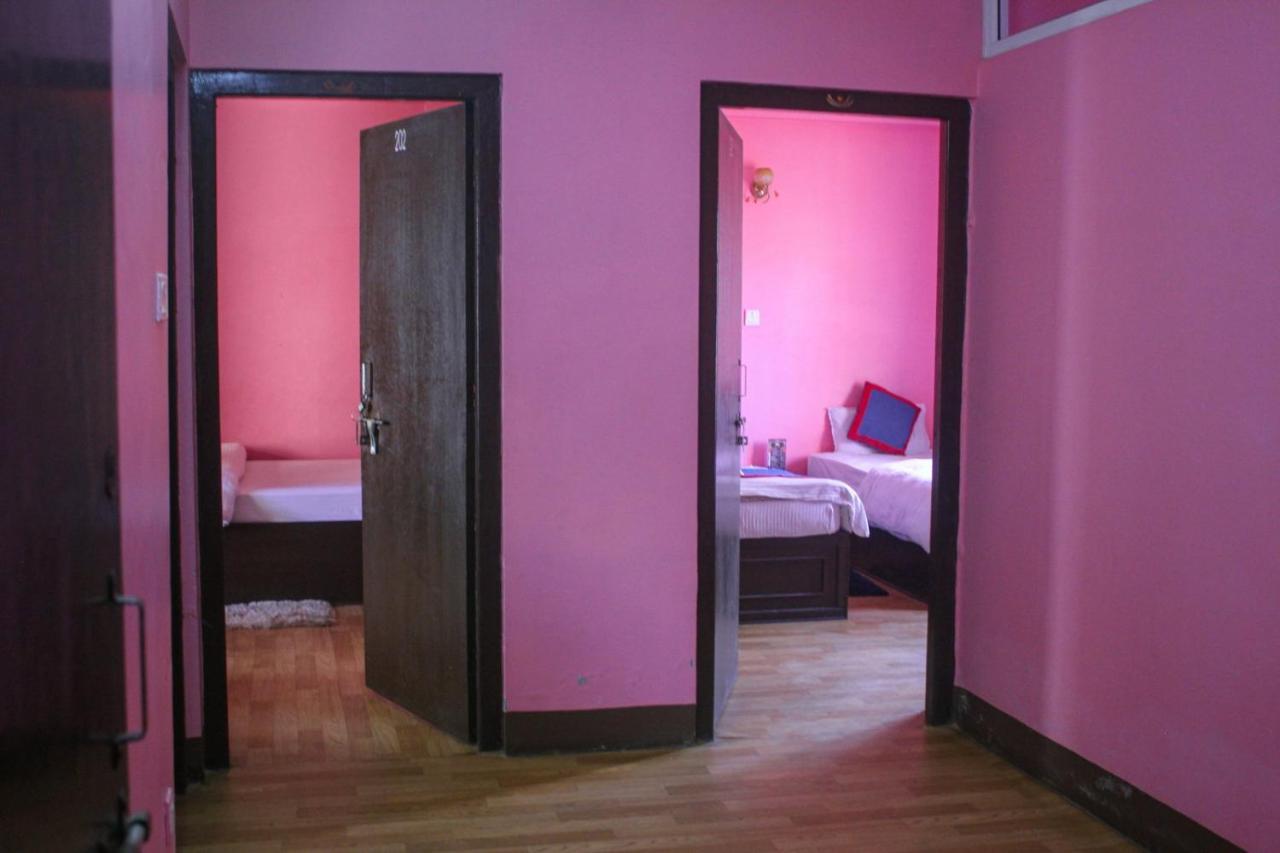 Hotel Chandragiri Paradise カトマンズ エクステリア 写真