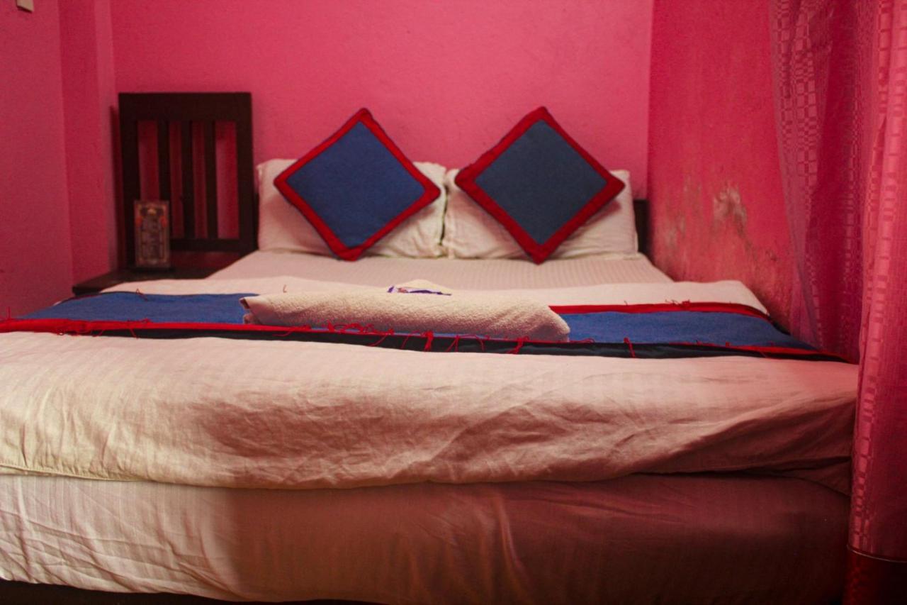 Hotel Chandragiri Paradise カトマンズ エクステリア 写真