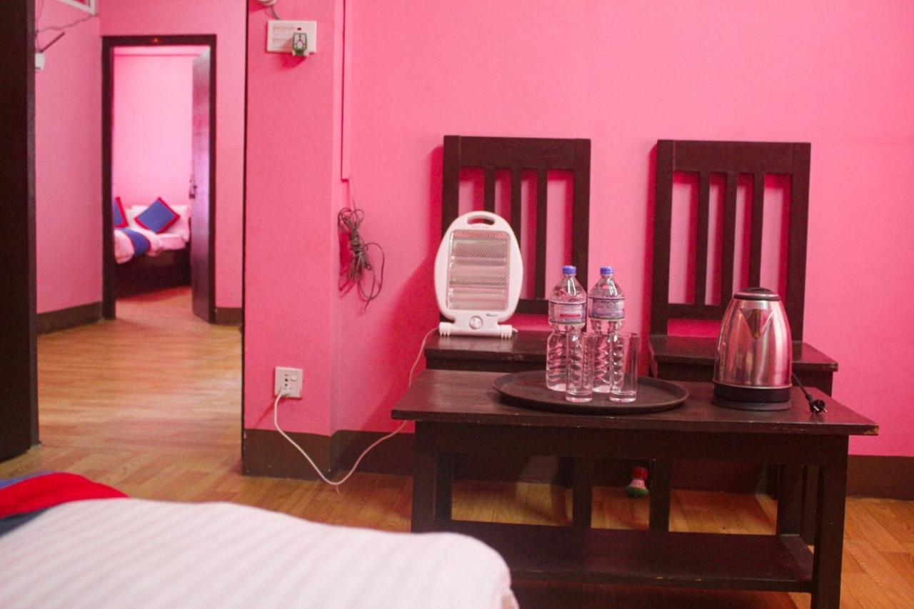 Hotel Chandragiri Paradise カトマンズ エクステリア 写真